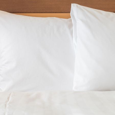 Holiday Inn Express & Suites - Houston East - Beltway 8 By Ihg Cloverleaf Экстерьер фото