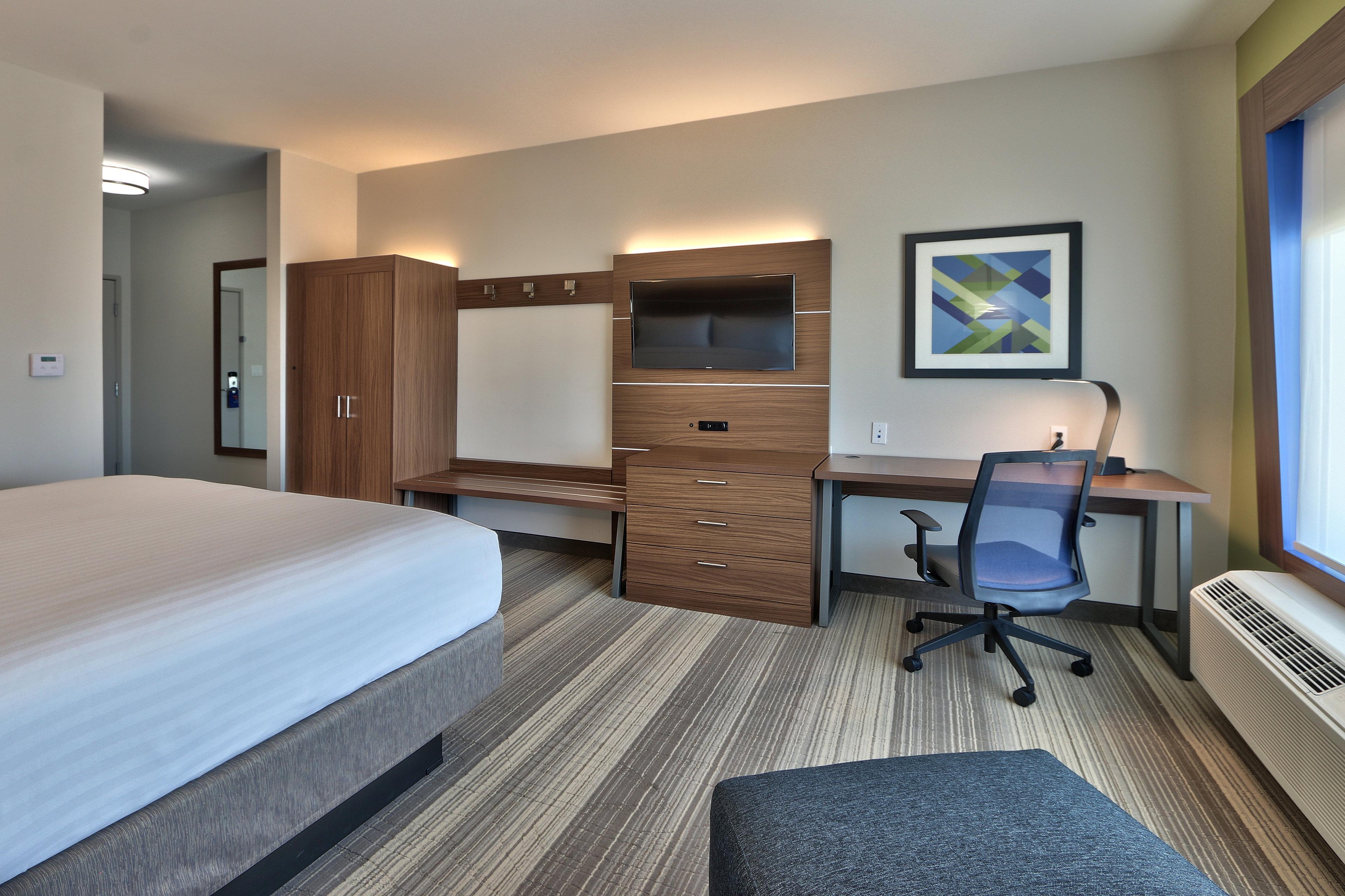 Holiday Inn Express & Suites - Houston East - Beltway 8 By Ihg Cloverleaf Экстерьер фото